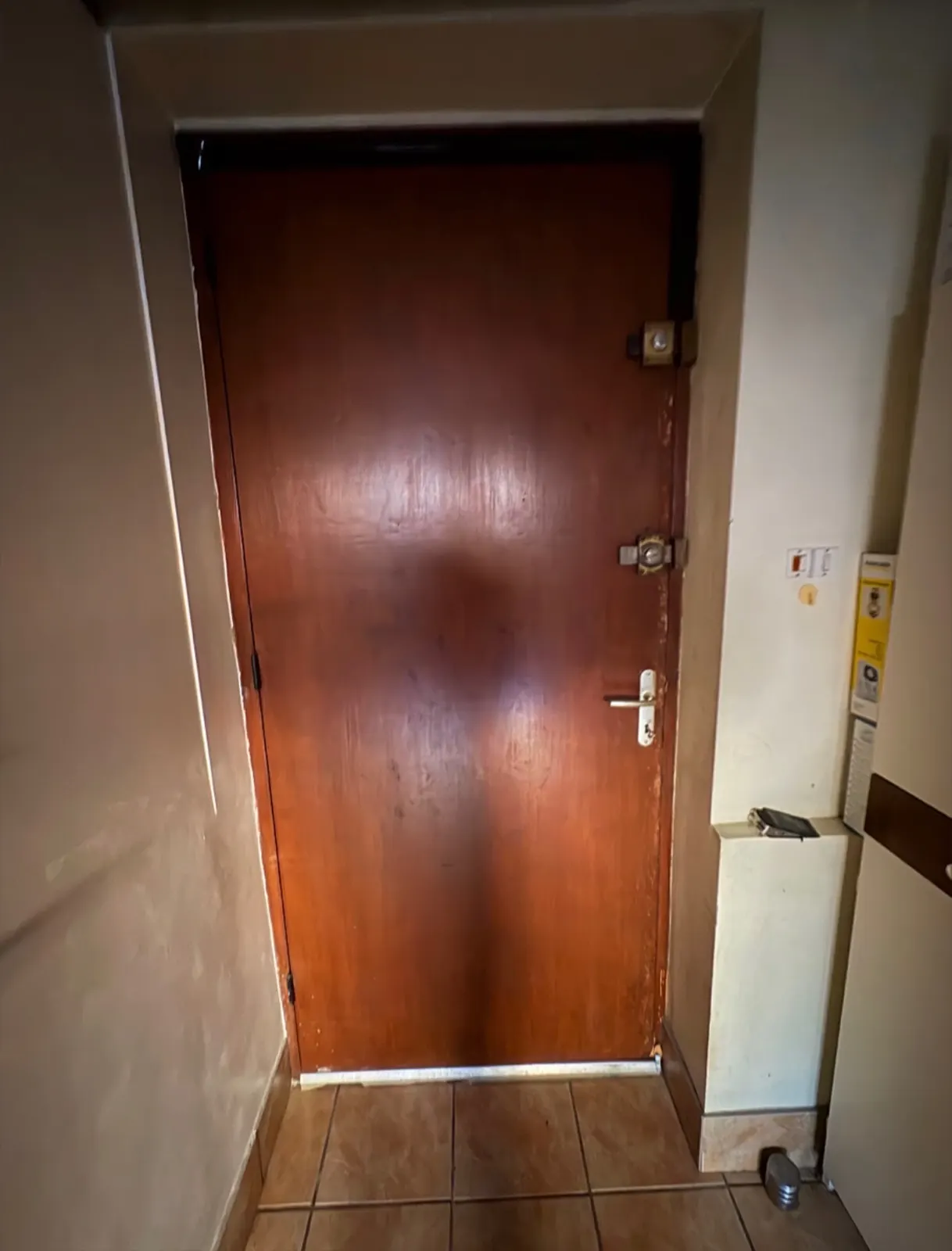 Avant : Nouvelle porte d'entrée et baie coulissante alu à la place d'une porte de garage (1)